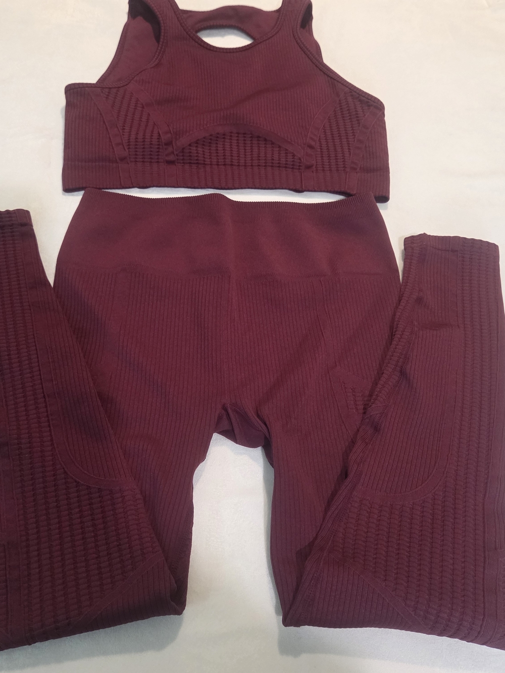 Fabletics Seamless 2-Piece Workout Set Size L Burgundy - High Waist Leggings + R - Picture 3 of 8